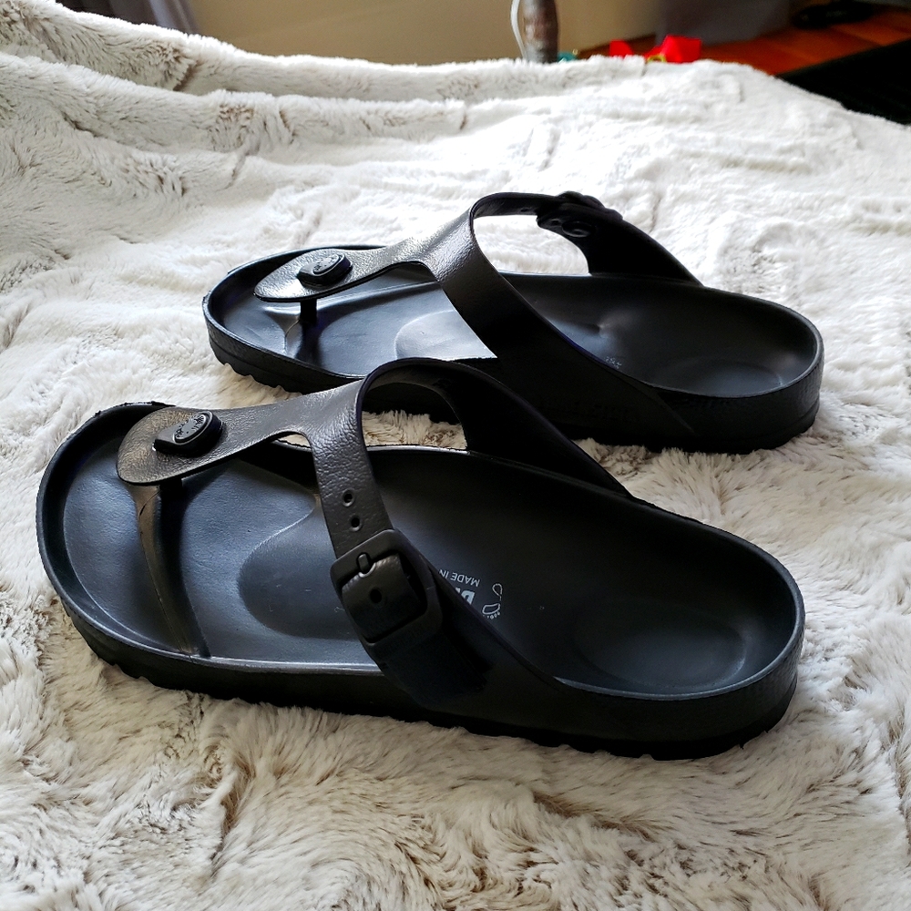 Birkenstock Gizeh Essential Sandals